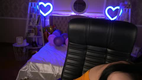 Emy online show from 01/28/25, 09:51