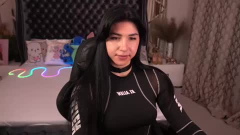 Emy online show from 09/29/25, 05:45