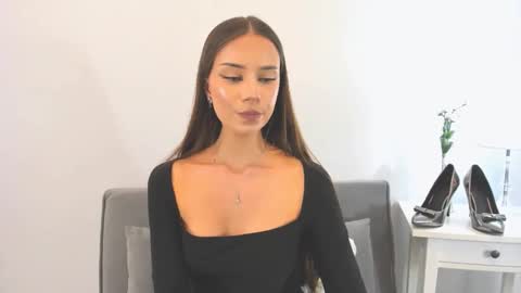 EmilyCharming online show from 12/06/24, 12:23