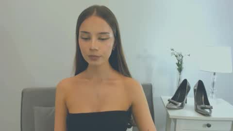 EmilyCharming online show from 02/08/25, 06:12