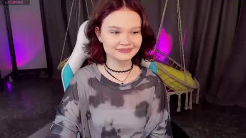 Snapshot of emilychaves chatting on 07/21/26, 09:33 Emilyhaves online show from 07/21/26, 09:33