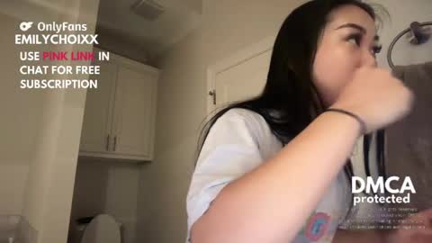 Snapshot of emilychoi chatting on 04/11/26, 05:17 emily choi online show from 04/11/26, 05:17