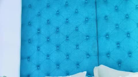 Emily online show from 12/14/25, 07:40