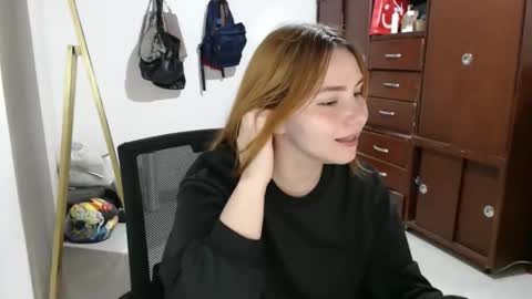 emily online show from 09/18/25, 06:21