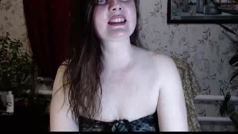 Snapshot of emilydoth chatting on 03/18/26, 06:22 EmilyDoth online show from 03/18/26, 06:22