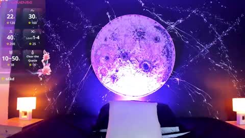 Emily online show from 10/07/25, 04:20