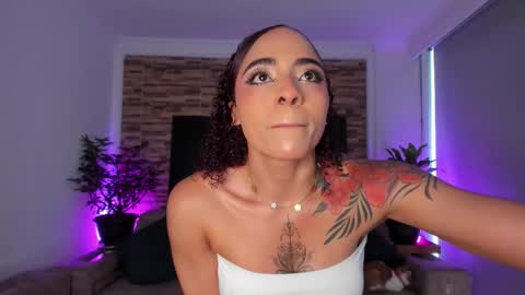 emily online show from 11/25/25, 08:42