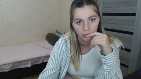 emilyfork online show from 09/09/25, 02:38