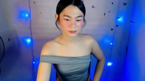 Snapshot of emilyfuckers chatting on 01/13/25, 04:08 ariane online show from 01/13/25, 04:08