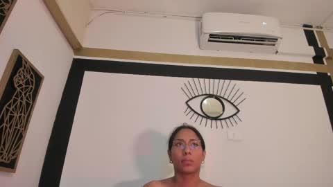 Snapshot of emilygomezz chatting on 05/08/26, 11:37 Emily online show from 05/08/26, 11:37