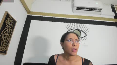 Snapshot of emilygomezz chatting on 07/18/26, 11:25 Emily online show from 07/18/26, 11:25