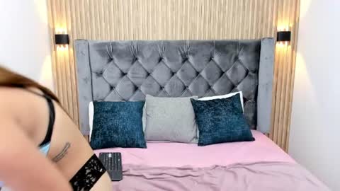 Snapshot of emilygracce chatting on 06/19/26, 12:42 emilygracce online show from 06/19/26, 12:42