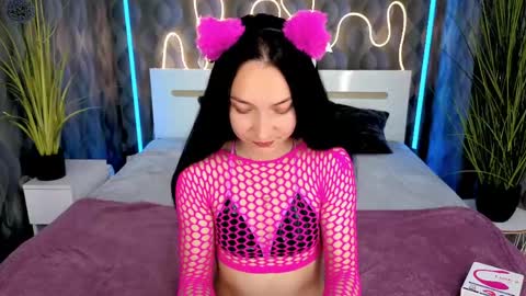 emilygreyy__ online show from 04/23/26, 06:10