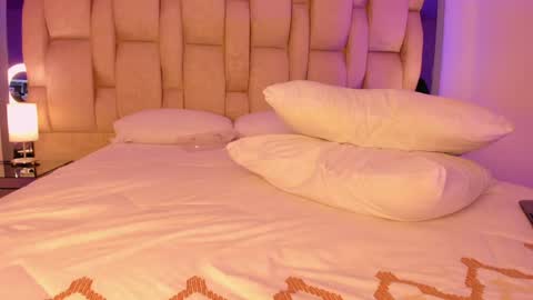 Emily  online show from 12/11/24, 11:10