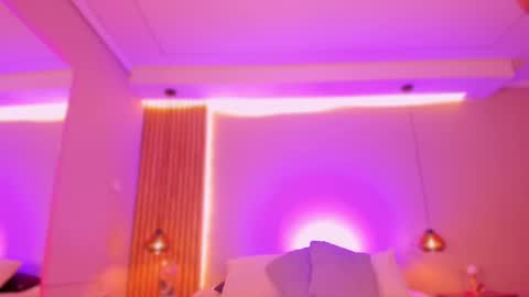 Emily  online show from 09/24/25, 09:07