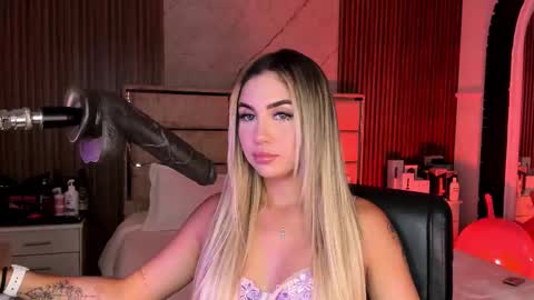 Emily Hendrix online show from 09/16/25, 08:32