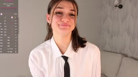 Snapshot of emilyhewell chatting on 05/03/26, 03:07 Emi online show from 05/03/26, 03:07