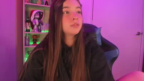 VALEEEN online show from 12/19/24, 03:52