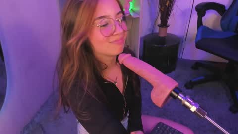 VALEEEN online show from 02/28/25, 07:03