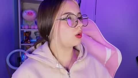 VALEEEN online show from 10/04/25, 09:13