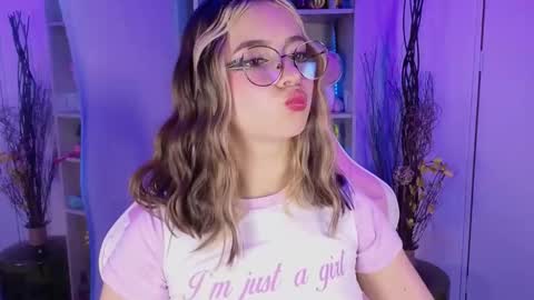 VALEEEN online show from 10/23/25, 04:50