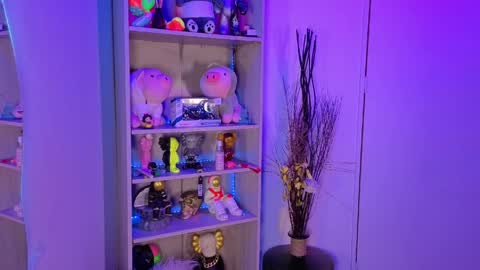 VALEEEN online show from 05/11/26, 03:40