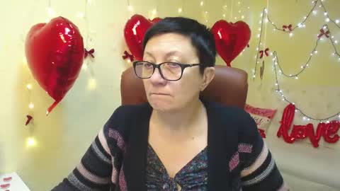 Snapshot of emilyl0vee chatting on 02/06/26, 09:07 Emily online show from 02/06/26, 09:07