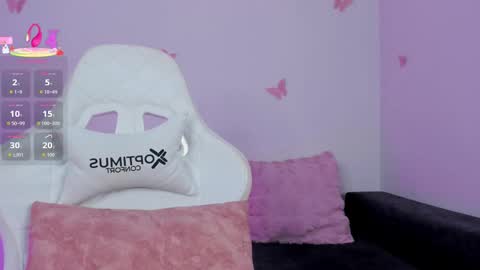 Emily  online show from 10/07/25, 10:45