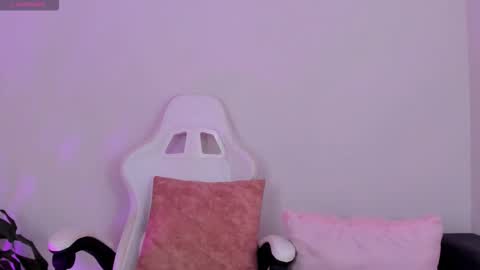 Emily  online show from 10/27/25, 10:14