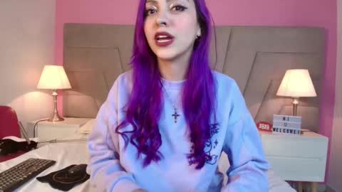 Snapshot of emilyroth chatting on 03/09/26, 10:14 emily online show from 03/09/26, 10:14