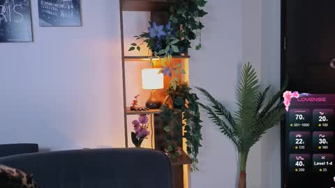 Snapshot of emilyrousex chatting on 09/18/25, 05:37 emilyrousex online show from 09/18/25, 05:37