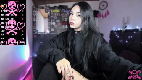 Snapshot of emilyrymer chatting on 12/30/24, 10:55 Emily Support me to have 100 likes plx online show from 12/30/24, 10:55