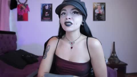 Snapshot of emilyrymer chatting on 03/08/25, 06:16 Emily Support me to have 100 likes plx online show from 03/08/25, 06:16