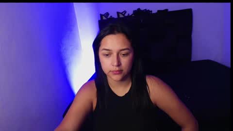 Snapshot of emilysavvato chatting on 01/01/25, 12:21 Emily online show from 01/01/25, 12:21