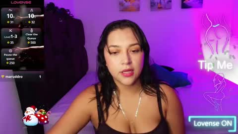 Snapshot of emilysavvato chatting on 02/09/25, 11:15 Emily online show from 02/09/25, 11:15