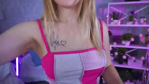 Snapshot of emilysunshines chatting on 09/16/25, 06:47  MY NAME IS Emily WELCOME EVERYONE I WILL BE HAPPY TO GIVE YOU WHAT YOU HAVE DREAMED OF FOR SO LONG online show from 09/16/25, 06:47