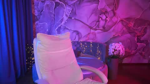 Snapshot of emilysunshines chatting on 10/11/25, 01:42  MY NAME IS Emily WELCOME EVERYONE I WILL BE HAPPY TO GIVE YOU WHAT YOU HAVE DREAMED OF FOR SO LONG online show from 10/11/25, 01:42