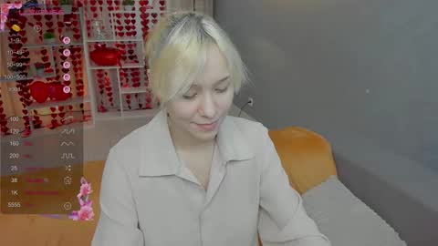 Snapshot of emilytrase chatting on 02/17/26, 01:24 Betty online show from 02/17/26, 01:24