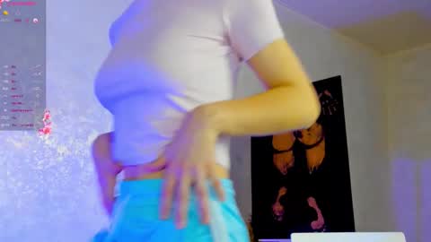 Snapshot of emilytrase chatting on 03/10/26, 01:21 Betty online show from 03/10/26, 01:21