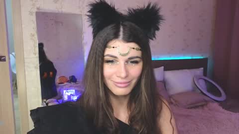 Snapshot of emilytucker chatting on 12/17/24, 01:29 Emily online show from 12/17/24, 01:29