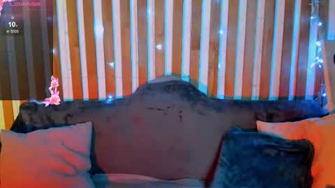 Emily online show from 11/18/25, 08:08