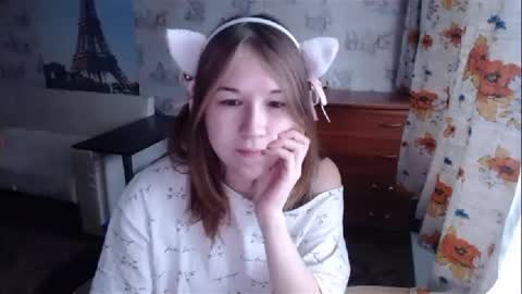 Snapshot of emilyway chatting on 12/16/24, 09:03 emilyway online show from 12/16/24, 09:03