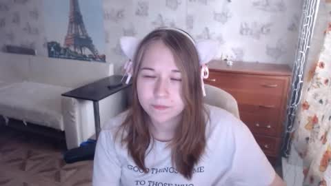 Snapshot of emilyway chatting on 02/03/25, 09:41 emilyway online show from 02/03/25, 09:41