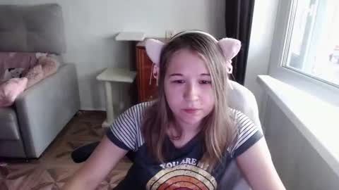 Snapshot of emilyway chatting on 07/07/26, 05:32 emilyway online show from 07/07/26, 05:32