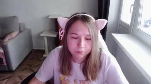 Snapshot of emilyway chatting on 07/14/26, 09:03 emilyway online show from 07/14/26, 09:03