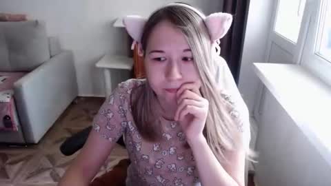 Snapshot of emilyway chatting on 07/21/26, 12:51 emilyway online show from 07/21/26, 12:51