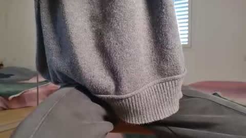 Emily ----  online show from 03/17/26, 08:39