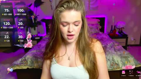 Snapshot of emilywhisperawesome chatting on 04/16/26, 08:53 emilywhisperawesome online show from 04/16/26, 08:53