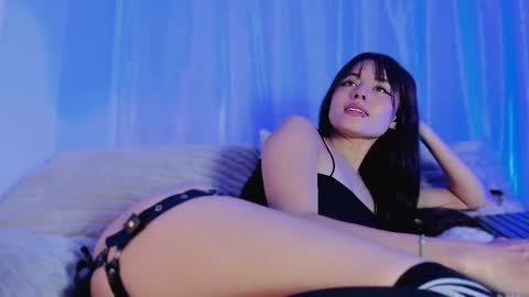 Snapshot of emilywithe_ chatting on 03/20/26, 11:53 online show from 03/20/26, 11:53