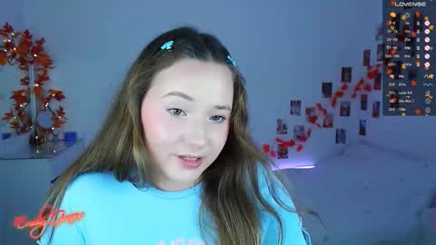 Snapshot of emilyxgrasez chatting on 10/30/25, 10:54 Emily online show from 10/30/25, 10:54